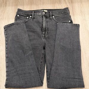 Madewell Women's Straight Leg Jeans in Dark Gray